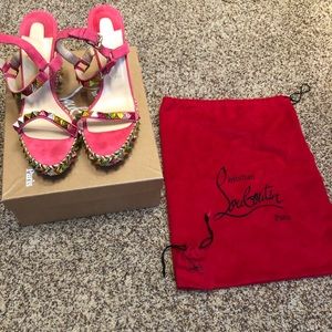 Christian Louboutin Wedge size 40